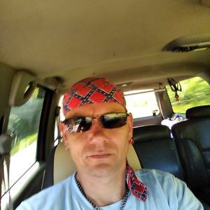 Meet your Posher, Chad